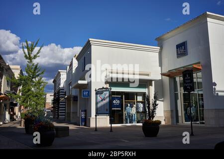 Tigard, OR, USA - 6. Mai 2020: Closed GAP Retail Store im Bridgeport Shopping Centre in Tigard, Oregon, während der Coronavirus-Pandemie. Stockfoto