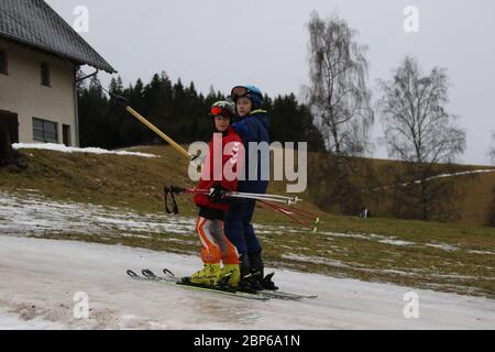 Jugendzüge für Olympia Alpin 2020 Stockfoto