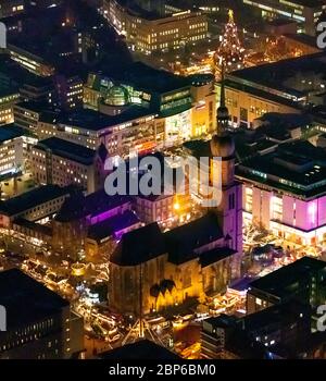 Luftaufnahme, Dortmunder Weihnachtsmarkt zwischen Reinoldikirche und Hansamarkt, größter Weihnachtsbaum der Welt, Dortmund, Ruhrgebiet, Nordrhein-Westfalen, Deutschland Stockfoto