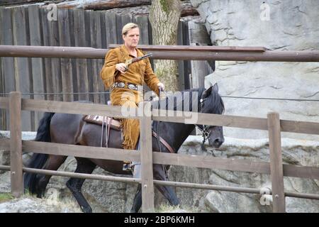 Sascha Gluth (Alte Shatterhand),Presseinleitung zur neuen Spielzeit des Kayl May Festivals unter Geiern - der Sohn des Baehrenjägers,Bad Segeberg,21.06.2019 Stockfoto