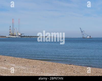Sheerness, Kent, Großbritannien. Mai 2020. Ein sonniger und warmer Morgen in Sheerness, Kent. Quelle: James Bell/Alamy Live News Stockfoto