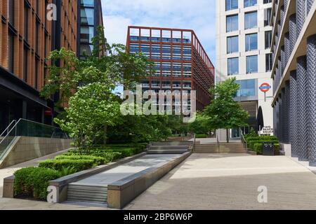 Gebäude im neu erbauten Pancras Square im King's Cross-Viertel von North London, Großbritannien Stockfoto