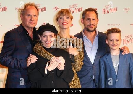 Uwe Ochsenknecht,Katharina Thalbach,Heike Makatsch,Moritz Bleibtreu,Marlon Schramm,Premiere Ich war noch nie in New York,Kino Cinedom,Köln,09.10.2019 Stockfoto