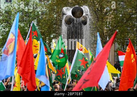 Aktuelles, Kurden-Demonstration in Köln, Beginn der Veranstaltung am Ebertzplatz Stockfoto