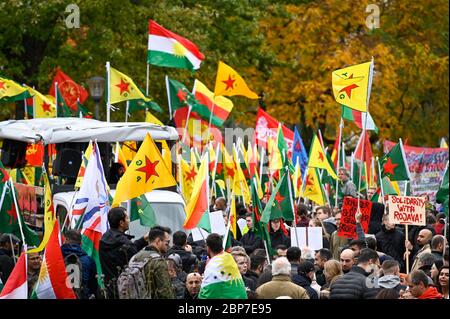 Aktuelles, Kurden-Demonstration in Köln, Beginn der Veranstaltung am Ebertzplatz Stockfoto