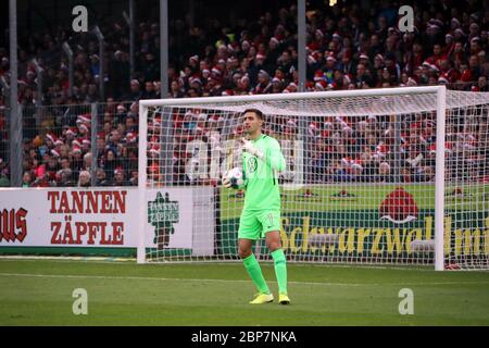 1. BL: 19-20: 14. SP tg. SC Freiburg - VfL Wolfsburg Stockfoto