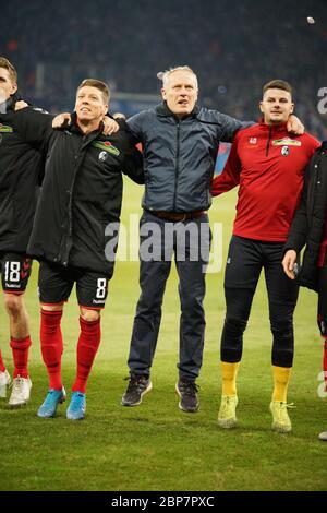 1. BL: 19-20: 17. Sptg. FC Schalke 04 - SC Freiburg Stockfoto