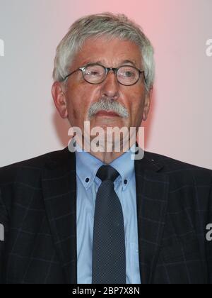 Thilo Sarrazin deutscher SPD-Politiker bei einer Buchlesung am 29. April 2019 in Magdeburg Sachsen Anhalt Stockfoto