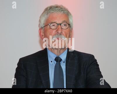 Thilo Sarrazin deutscher SPD-Politiker bei einer Buchlesung am 29. April 2019 in Magdeburg Sachsen Anhalt Stockfoto