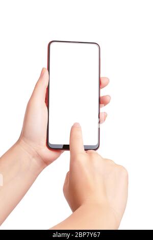 Nahaufnahme eines Mädchens, das ein modernes Smartphone in der Hand hält und mit einem weißen Bildschirm den Bildschirm berührt, der mit dem Finger isoliert auf einem weißen Hintergrund liegt Stockfoto
