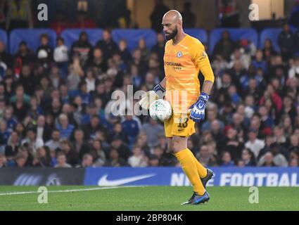 LONDON, ENGLAND - 25. SEPTEMBER 2019: Willy Caballero aus Chelsea im Bild während des 3. Runde-Spiels des EFL Cup 2019/20 zwischen dem FC Chelsea und dem FC Grimsby Town in Stamford Bridge. Stockfoto