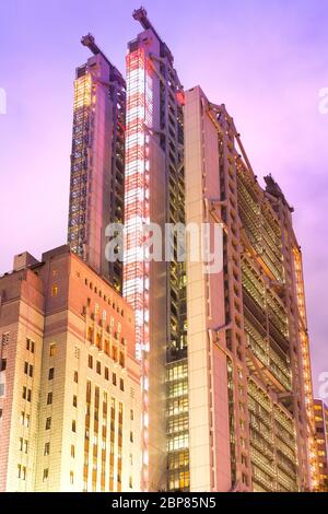 Hong Kong, Admiralty, China - HSBC Gebäude vom Architekten Norman Foster am Statue Square, Chung Wan (Zentralbezirk). Stockfoto