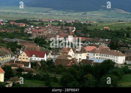 Sibiu County, Transylvania, Rumänien. Blick über das alte Dorf Orlat. Stockfoto