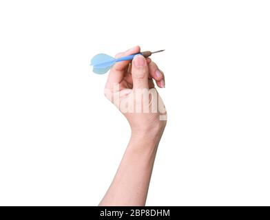 Männliche Hand hält einen Darts isoliert auf weißem Hintergrund mit Clipping-Pfad. Stockfoto