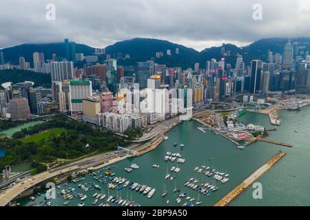 Causeway Bay, Hongkong 01. Juni 2019: Blick von oben auf die Insel Hongkong Stockfoto