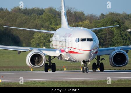 Die polnische Regierung Boeing 737-800 NG nannte Marszalek Jozef Pilsudski PLF110 in Danzig, Polen. 12. Mai 2020 © Wojciech Strozyk / Alamy Stock Photo Stockfoto