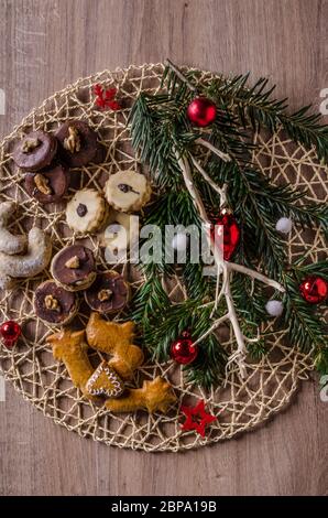 Christmass Kekse, Süßigkeiten, mehr Arten, lecker und mit Liebe Stockfoto