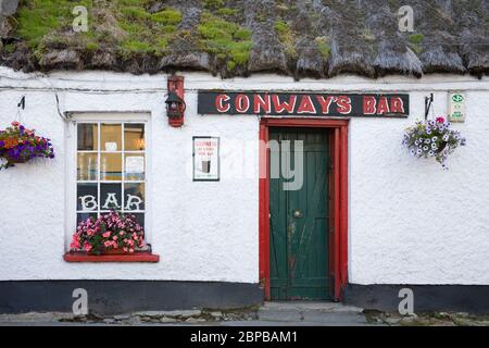 Conway's Bar, Ramelton Village, Fanad Peninsula, County Donegal, Irland Stockfoto