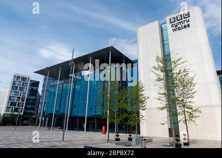 Cardiff City Centre, am 18. März 5/20 während der Covid 19 Lockdown fotografiert. Das neue BBC-Hauptquartier am Central Square. Stockfoto