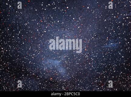 Nasser Asphalt auf der Stadtstraße Hintergrund Stockfoto