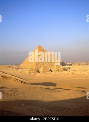Die Großen Pyramiden von Gizeh, Gizeh, Gizeh Regierung, Republik Ägypten Stockfoto