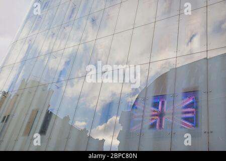 Britische Flagge in Neon, The Perception W Hotel, London Stockfoto