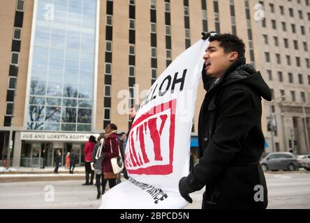 Schwarze Leben Angelegenheit Protestler Einspruch gegen St. Louis County Staatsanwalt Bob McCulloch an der St. Louis University School of Law. Stockfoto