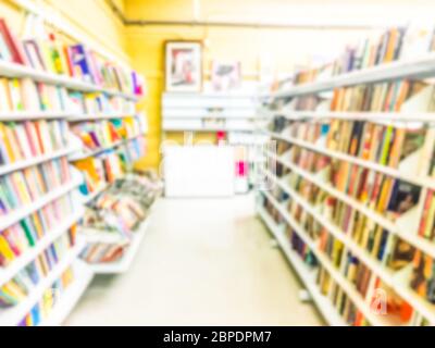 Büchergang, einige Szene im Sparmarkt.-verschwommen.. Stockfoto