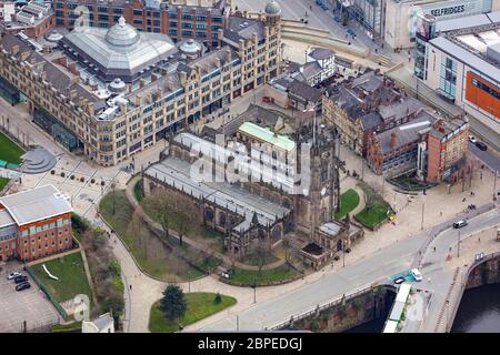 Luftaufnahme der Manchester Cathedral Stockfoto