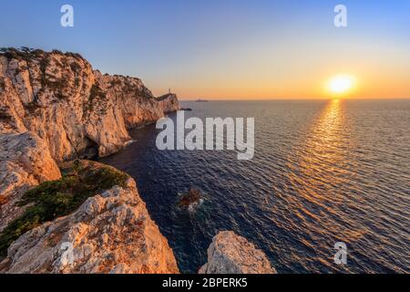 Sonnenuntergang in Kap Doukato. Insel Lefkada, Griechenland Stockfoto