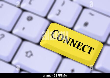 Eine Tastatur mit dem Wort CONNECT auf einer gelben ENTER-Taste. Verbindungen herstellen und in Verbindung bleiben Konzept. Stockfoto