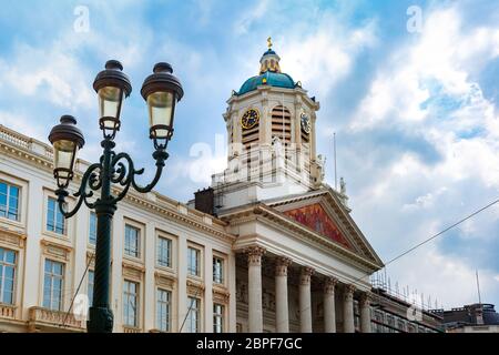 Kirche Saint Jacques sur Coudenberg auf dem Königsplatz in der Altstadt von Brüssel, Belgien Stockfoto