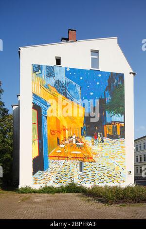 Bunt bemaltes Wohnhaus, Wilhelmshaven, Niedersachsen, Deutschland, Europa Stockfoto