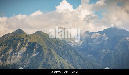 Pyrenäen Blick von der Pla d Ardoisière Skigebiet neben Saint Lary, Frankreich Stockfoto