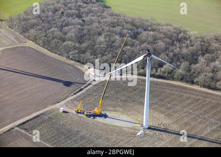 Luftaufnahme der Schäden der Windenergieanlage in der Nähe der A689 Road Stockfoto