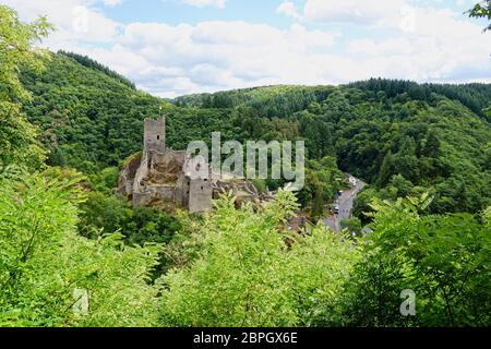 Schloss Manderscheid in der Eifel in Deutschland Stockfoto