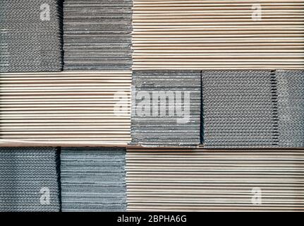 Wellpappe Karton Stapel. Nahaufnahme, Hintergrund. Stockfoto