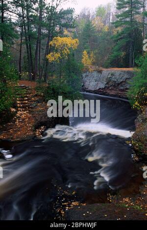 Lower Amnicon Falls, Amnicon Falls State Park, Wisconsin Stockfoto