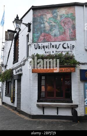 Renommiertes Restaurant im West End, das allgegenwärtig ist, in Ashton Lane, Glasgow, Schottland, Großbritannien Stockfoto