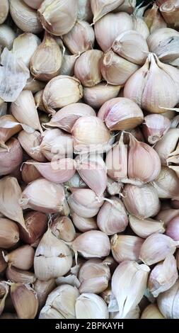 Close-up Knoblauch Zwiebeln und Knoblauchzehen Stockfoto