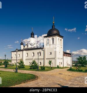 Tempel des Heiligen Sergius von Radonezh auf swjaschsk Insel in Russland. Stockfoto