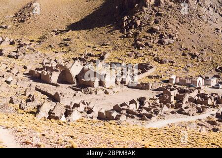 Geisterdorf in Andenplateaus, Bolivien. verlassenen Mine. San Antonio de Lipez Stockfoto