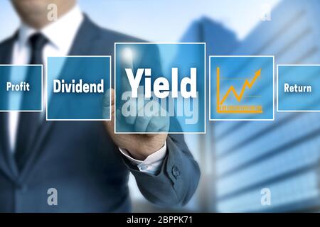 Geschäftsmann Ertrag Touchscreen gesteuert. Stockfoto