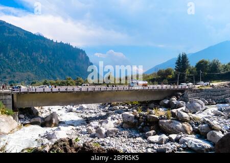 Querformat von Manali Stadt, Himachal Pradesh Kullu, Indien. Stockfoto