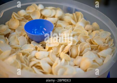 Keropok, frittierte Meeresfrüchte und Stärke Cracker. Stockfoto