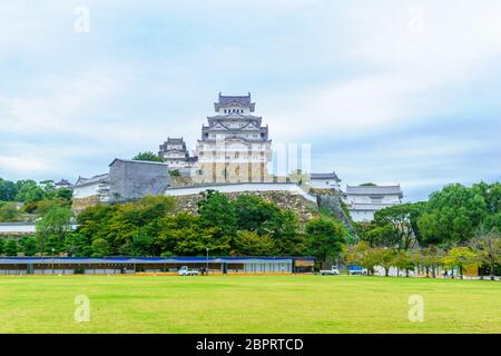 Blick auf das Schloss Himeji, datiert 1333, in der Stadt Himeji, Hyogo Präfektur, Japan Stockfoto