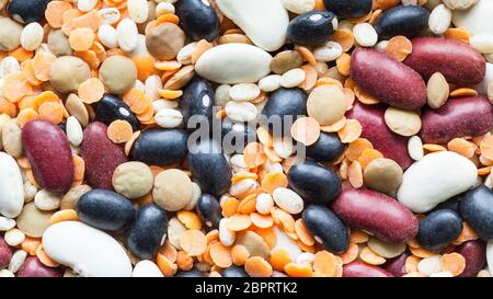 Essen Hintergrund - Zutaten für gemischte Bohnensuppe, Bohnen, Linsen und Graupen Nahaufnahme Stockfoto