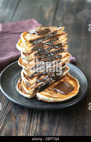 Schokolade gefüllte Pfannkuchen Stockfoto