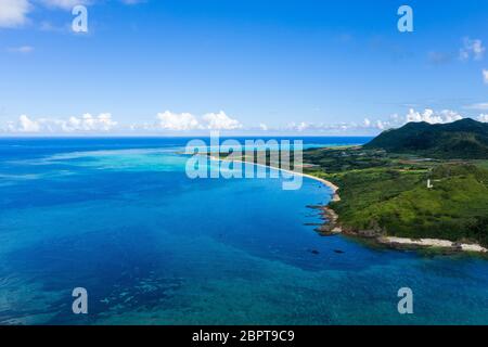 Draufsicht auf die tropische Lagune der Insel Ishigaki Stockfoto