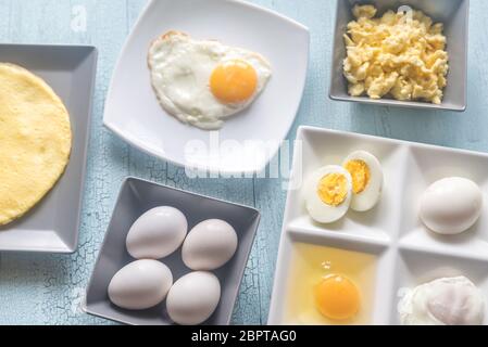 Vielzahl von Eierspeisen Stockfoto